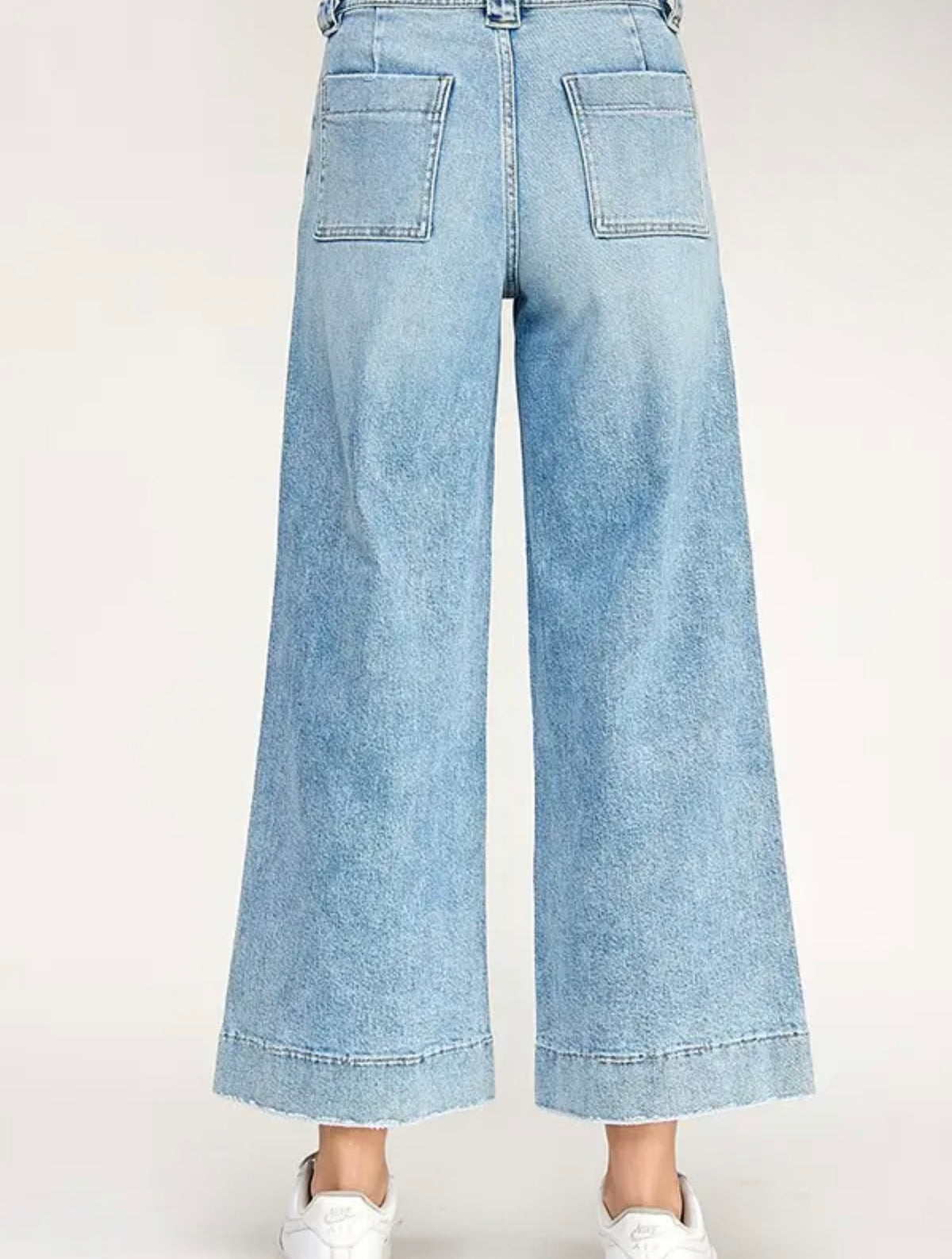 Light High Rise Comfort Trouser Wide Leg Jeans